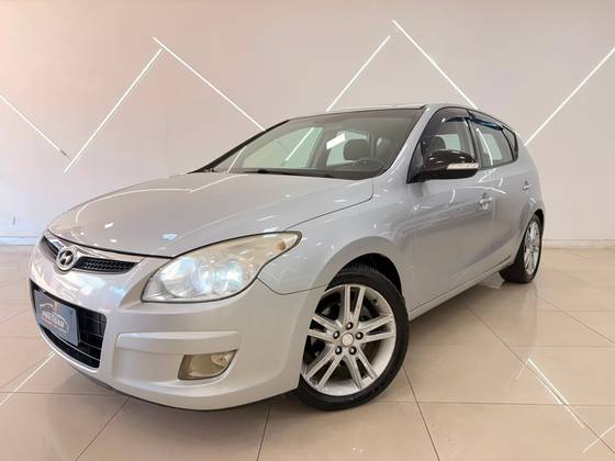 HYUNDAI I30 2.0 MPI 16V GASOLINA 4P AUTOMÁTICO HYUNDAI I30 2.0 MPI 16V GASOLINA 4P AUTOMÁTICO
